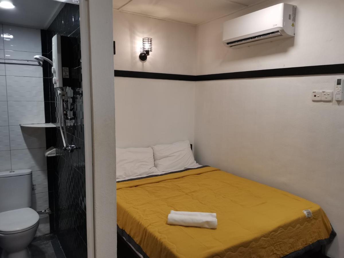 G Fortune Guest House+ George Town Eksteriør billede